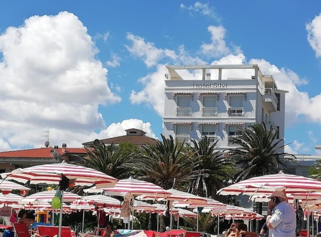 Hotel Silvi Silvi Marina Exterior photo